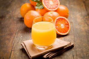 מיץ תפוזים סחוט בריא